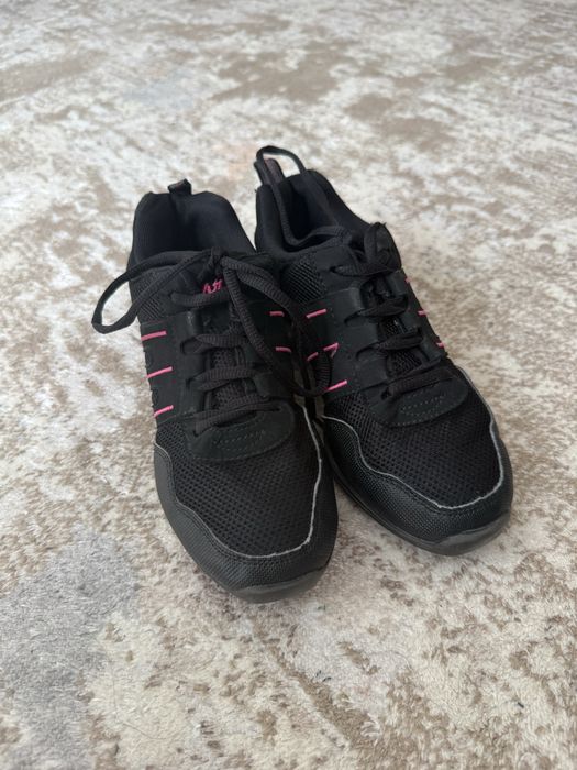 Обувь для танцов