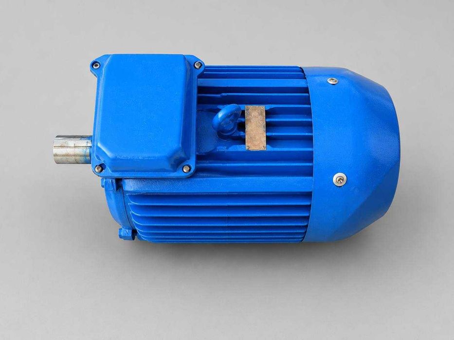 Elektrodvigatel, Motor 5,5-132 kVt