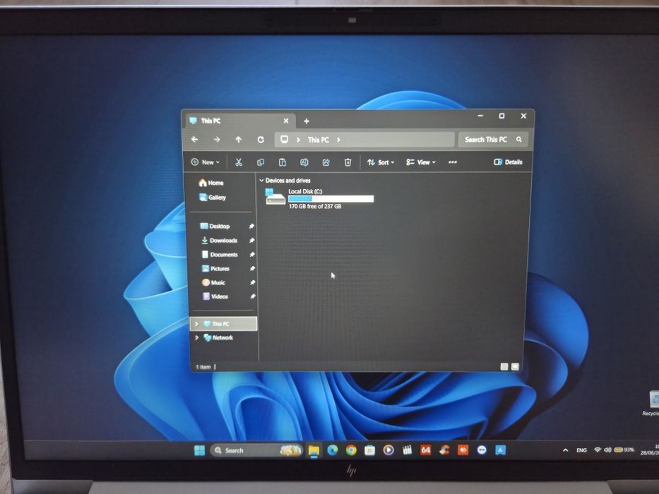 Продавам нов HP EliteBook 640 G11
