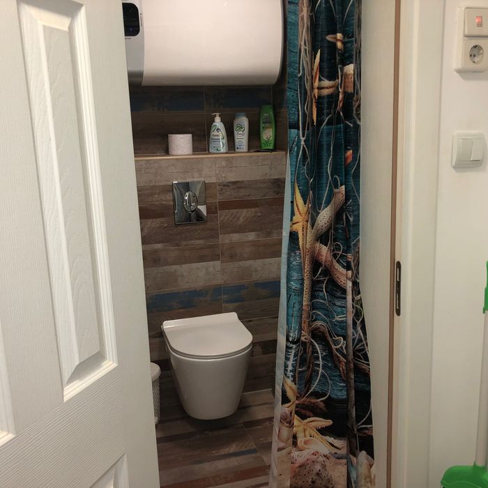 Нощувки Червен площад - Варна