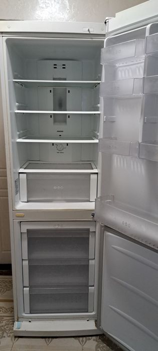 Продам холодильник