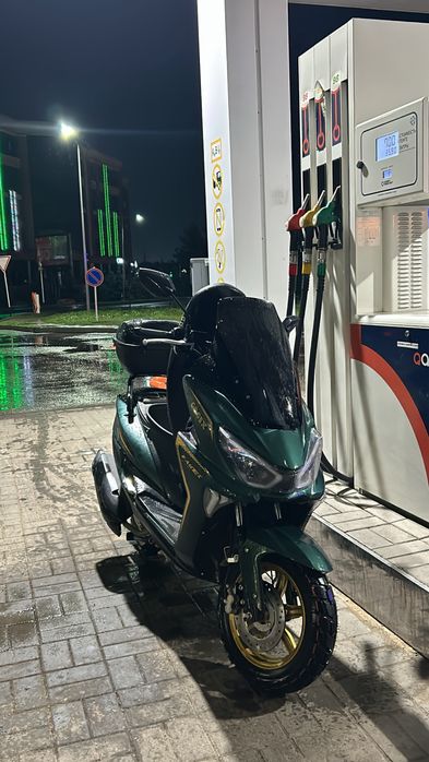 мопед maxi 175куб