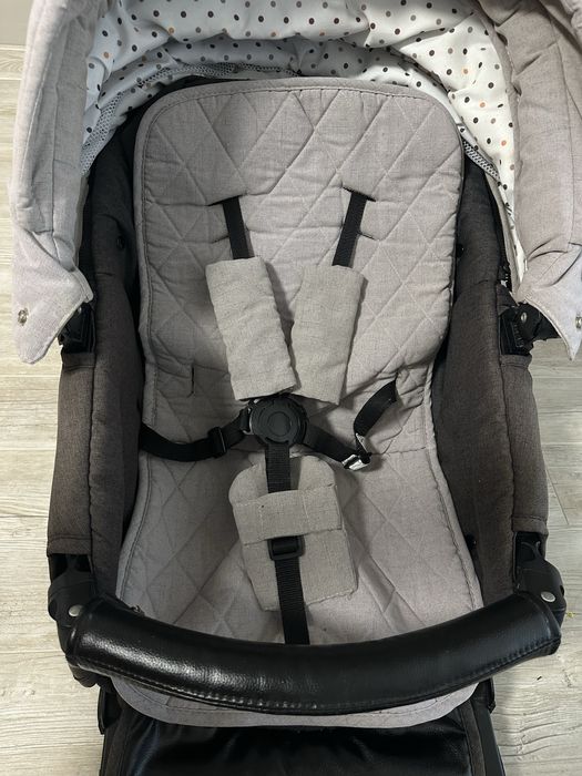 Бебешка комбинирана количка Lorelli Rimini String&Black