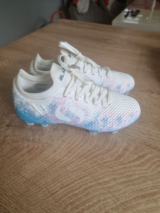 Детски бутонки Sondico Blaze Junior FG Football Boots и Врата. ръкавиц
