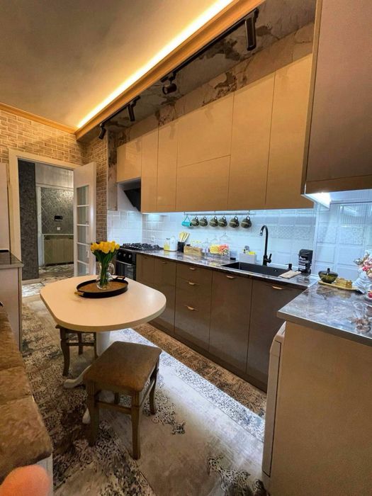 Срочна Продается Алмазар сити 3/10/13