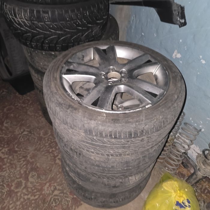 Продам диски резину