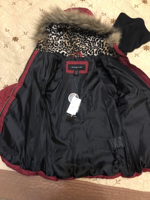 Geaca rosie pentru fete