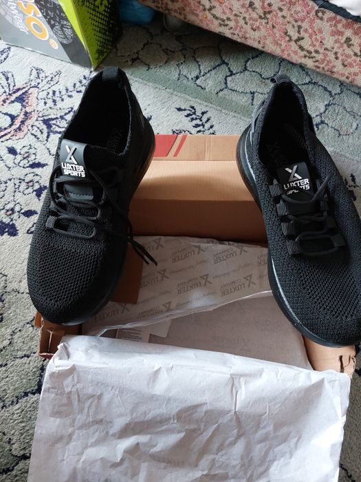 Летни черни обувки