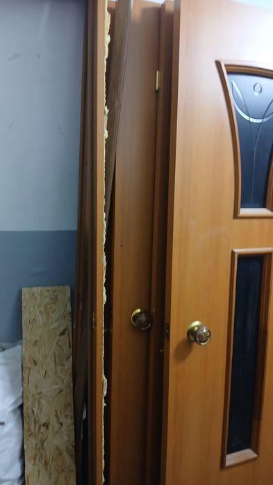 Продам двери в хорошем состоянии
