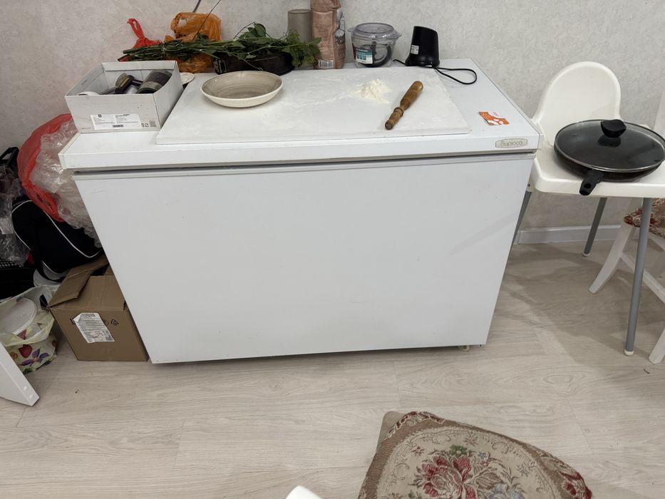 Продам морозильник не работающий