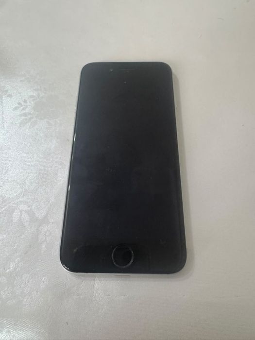 Продам iPhone 7 В хорошем состоянии