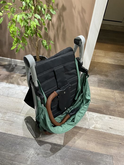 Детская коляска.