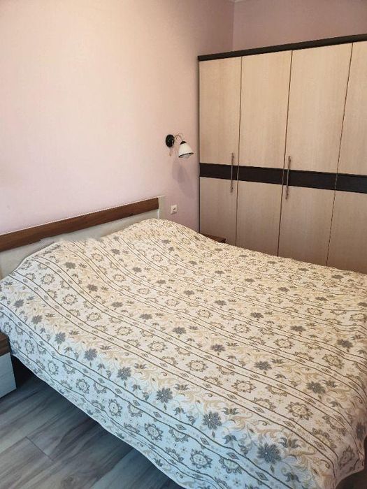 Двустаен апартамент в ж.к. Връбница 1.