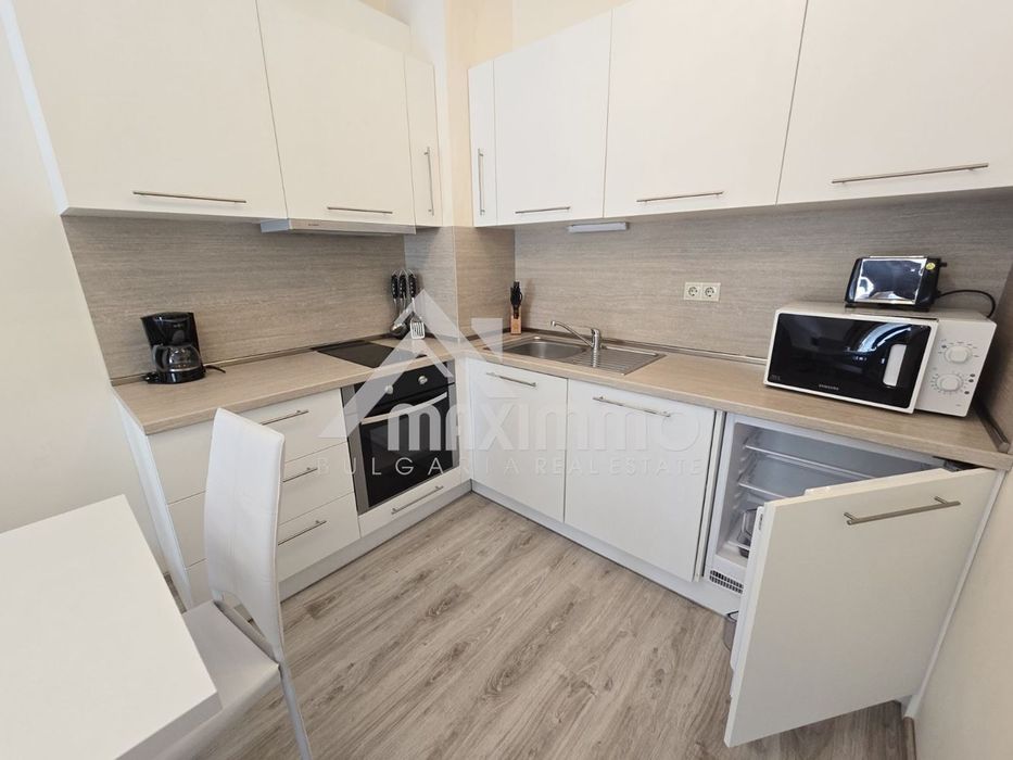 Продава се Двустаен апартамент в Варна, Аспарухово - 130 кв.м за 1116 €/кв.м - Снимка #3