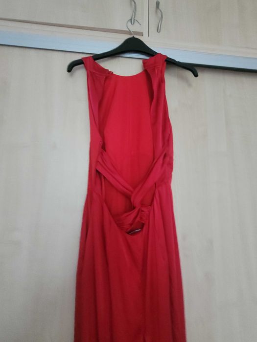 Rochie eleganta cu trena