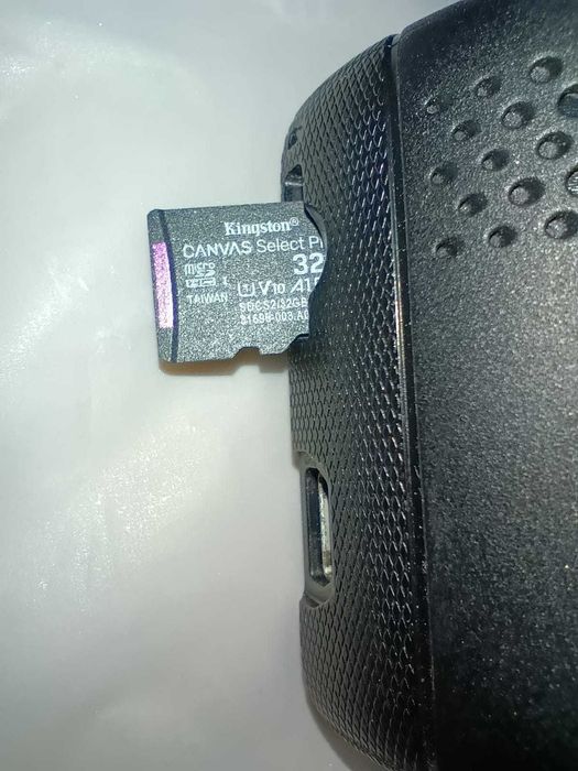 camera dvr Mio MiVue C320 cu card 32Gb