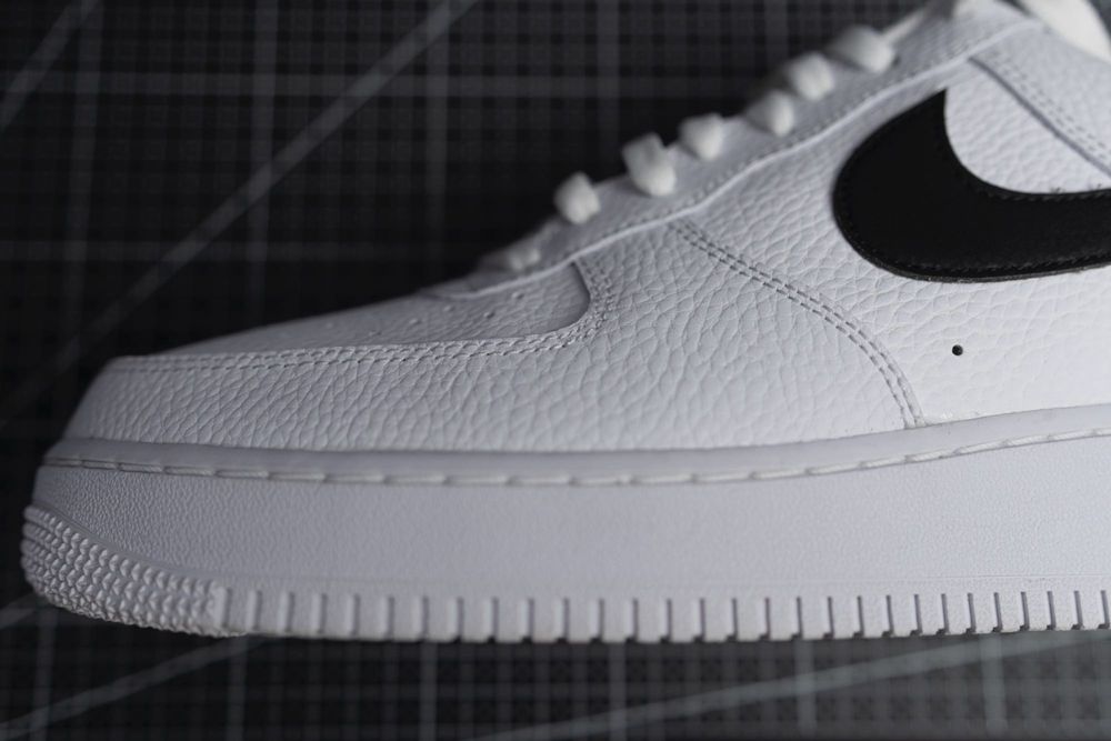 Nike Airforce 1 LV8 Чисто Нови