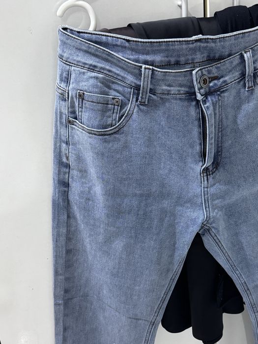 Срочно продам мужские джинсы