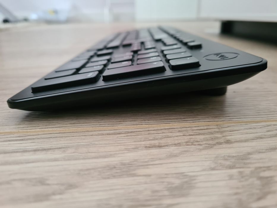 Bluetooth Клавиатура  Dell