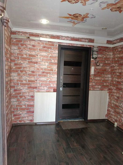 Продам 4х ком н кв  15мкр