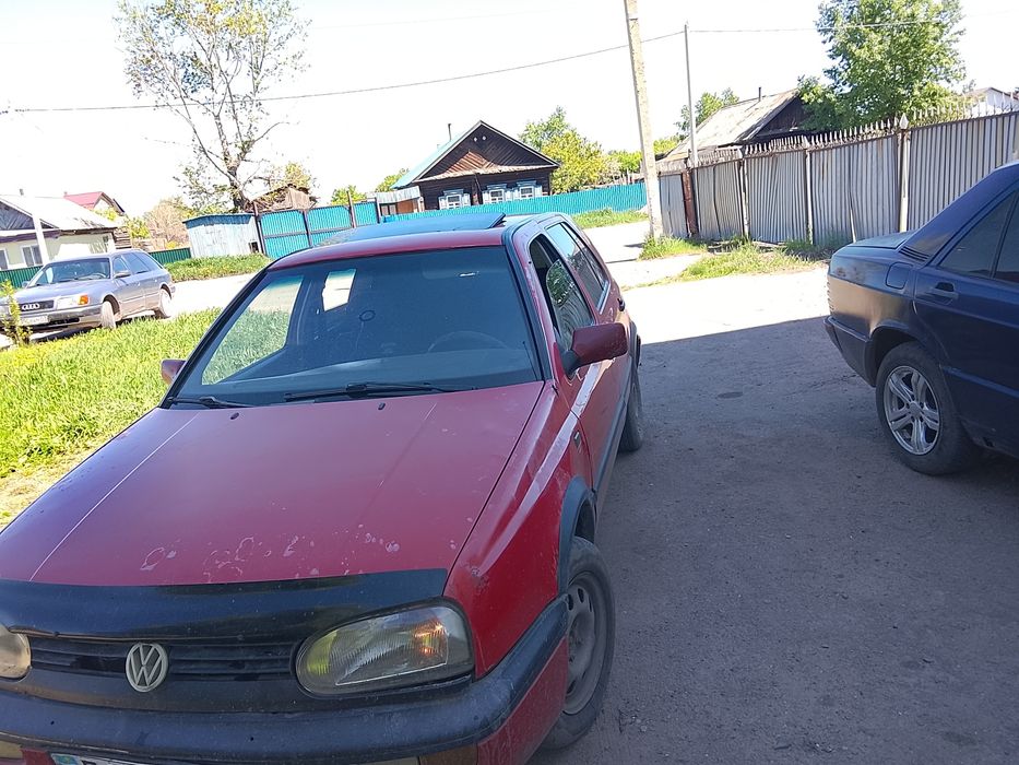 Продам авто фольцвагин б 3