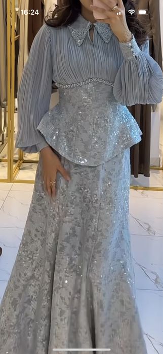 Вечернее платье .