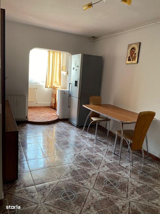 Apartament 3 camere mobilat etaj 3  65mp - Stadion