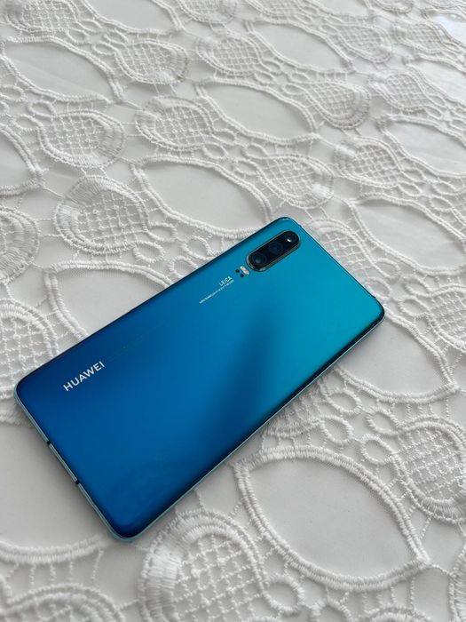 HUAWEI  P30 în stare foarte bună