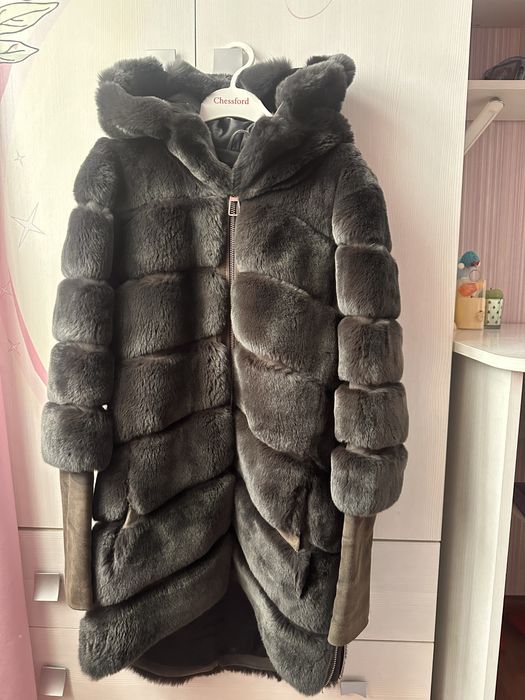 Продам наиуральевю шубу