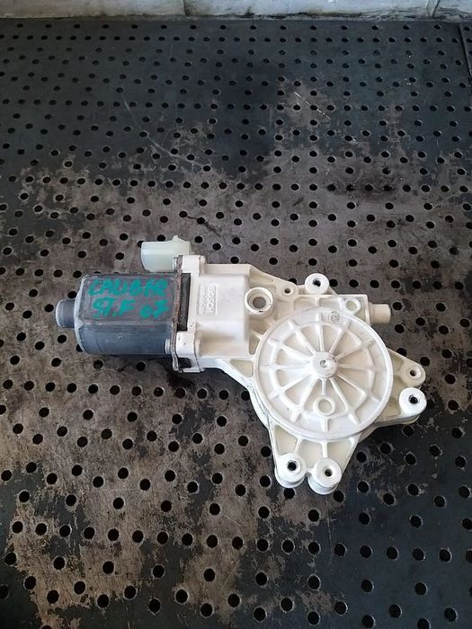 Motoras macara stanga fata dodge caliber