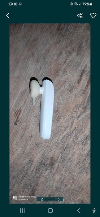 Блютуз наушник .