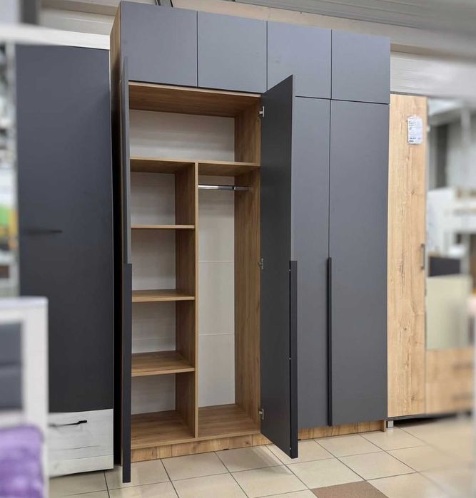 Новый шкаф Лион. Россия