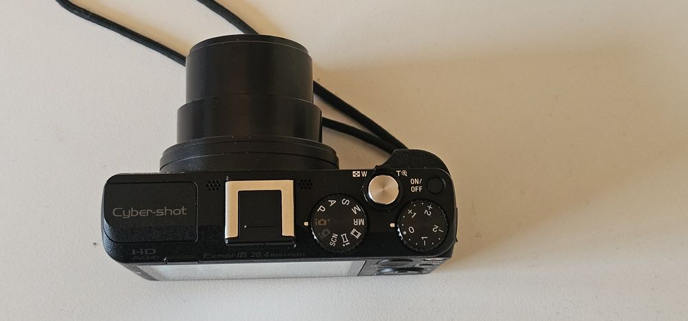 Sony CyberShot DSC-HX60