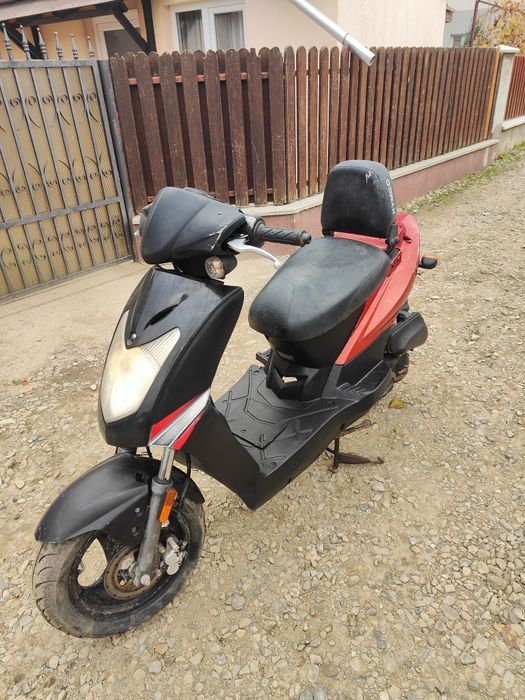 Vând două scutere. Citiți descrierea ‼️