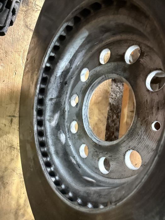 Спирачни дискове , накладки и спирачни апарати за Audi A3  vw