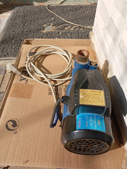 Насос водяной электрический