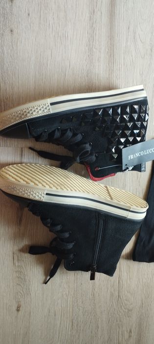 Страхотни кецове Prada 35 номер нови