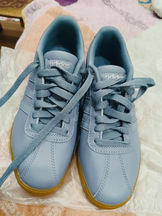 Продам красовки оригинал