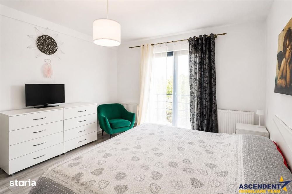 Casa familiala,3 dormitoare,incazire pardoseala,terasa,530 mp teren,Sa