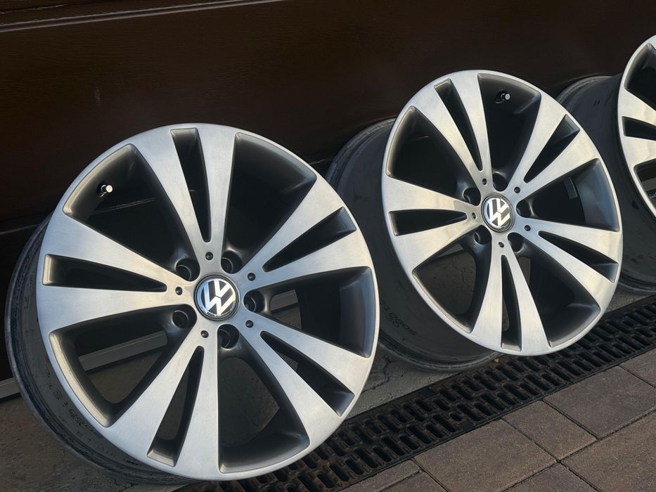 Jante Passat originale VW Chicago 18” | 8Jx18 ET44 | 5x112 | Set 4 buc