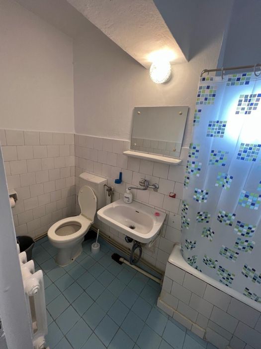 Apartament 3 camere Ultracentral deasupra la cofetaria Select