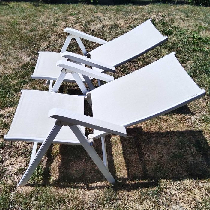 Сгъваеми алуминиеви столове и табуретка