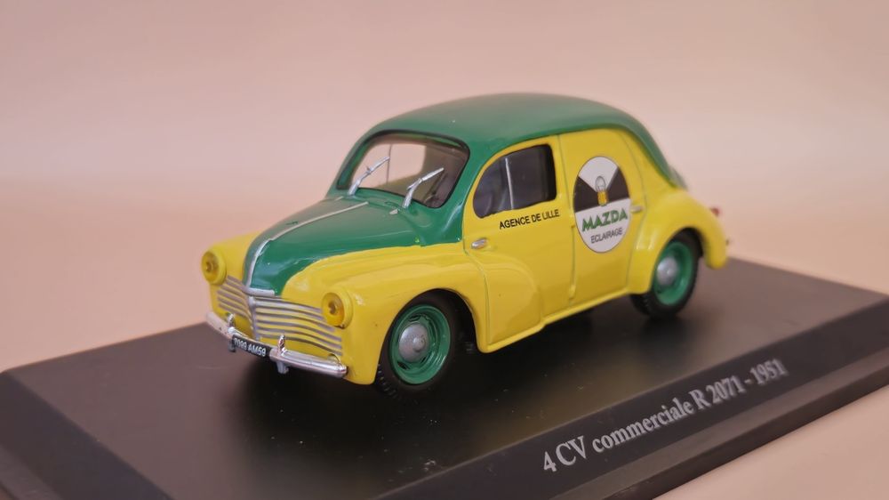 Vand machetă Renault 4CV Commerciale R2071 1951, 1:43 Eligor