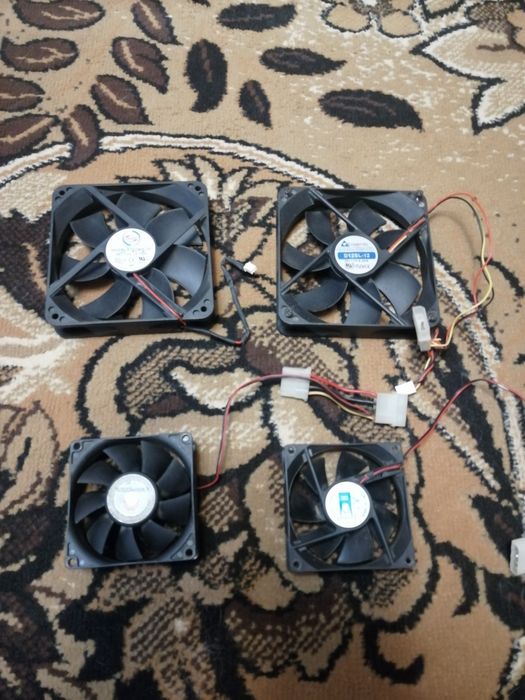 Продаются запчасти на компьютер