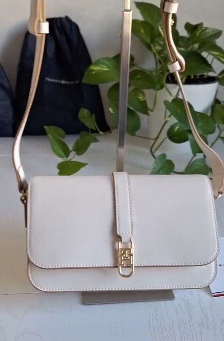 Светлая классика от Tommy Hilfiger