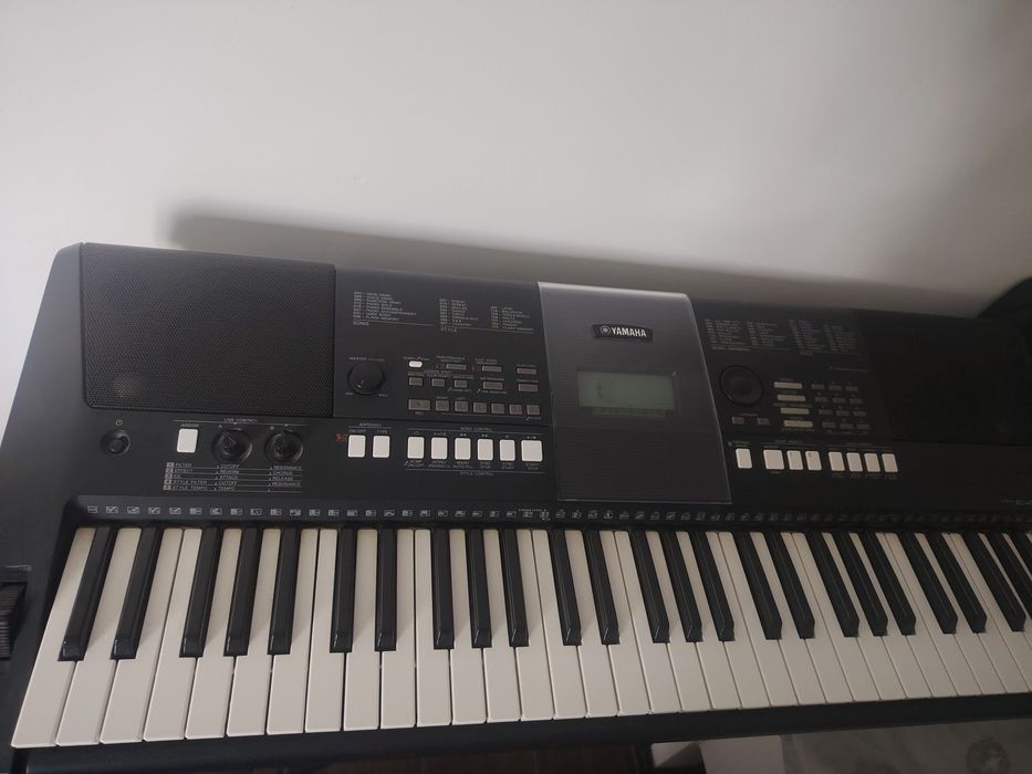 Vand orga yamaha E423
