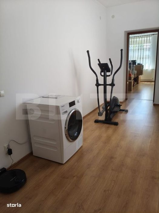 Casa cu 5 camere, suprafata utila 208 mp, loc. Halmeu