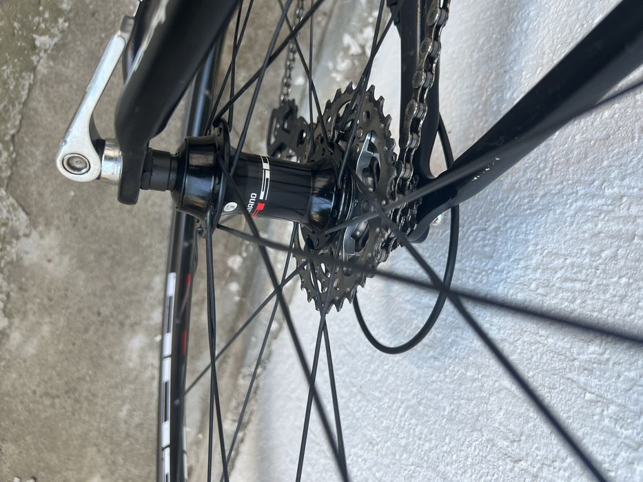 Карбонов шосеен велосипед COLNAGO ACE