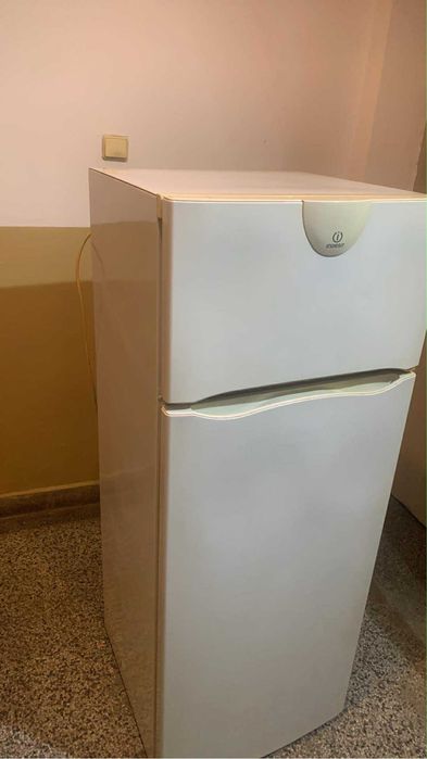 Хладилник  Indesit