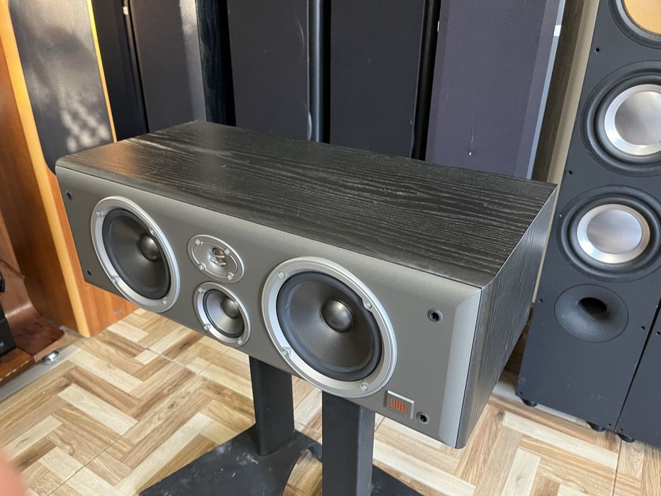 Boxa centru Jbl EC35